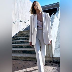 Zara Ivory Colored Womens Suit (M)